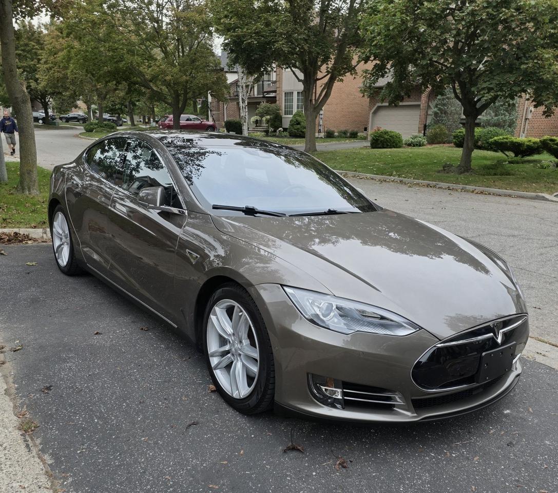 2015 Tesla Model S 70D, AWD - Photo #1