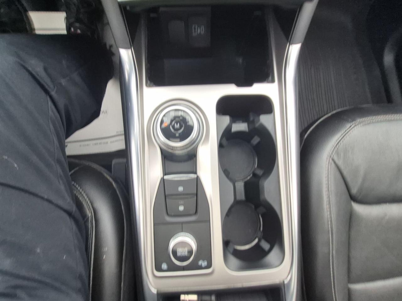 2020 Ford Explorer HYBRID! LTD, 1 OWNER, LOCAL TRADE! SERVICED HERE! Photo