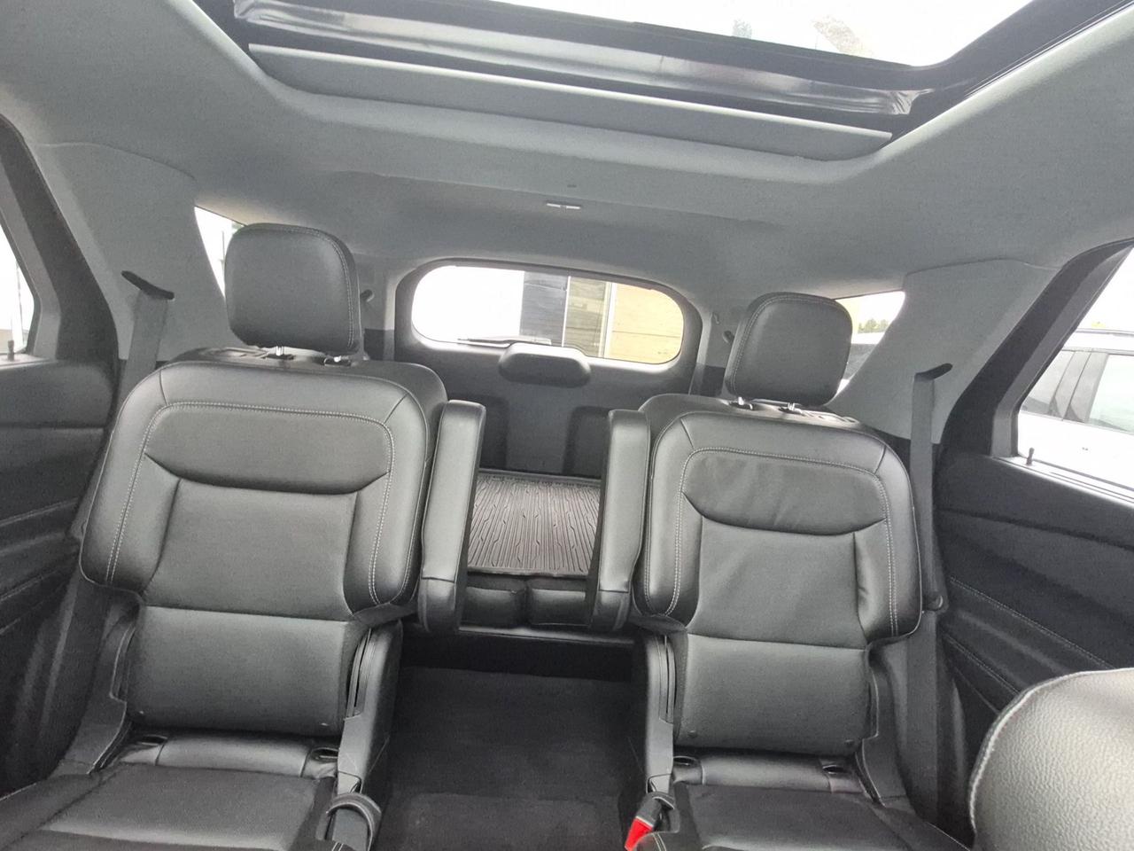 2020 Ford Explorer HYBRID! LTD, 1 OWNER, LOCAL TRADE! SERVICED HERE! Photo