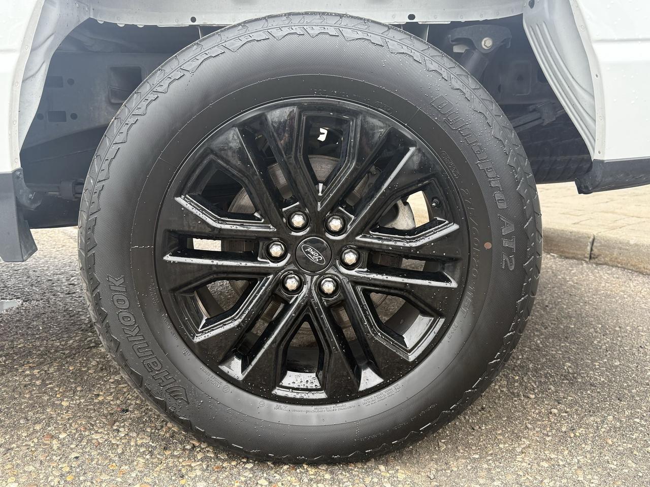 2024 Ford F-150 MAX TOW! 3.5L ECO! BLACK PACK! 20" RIMS, LEATHER! Photo