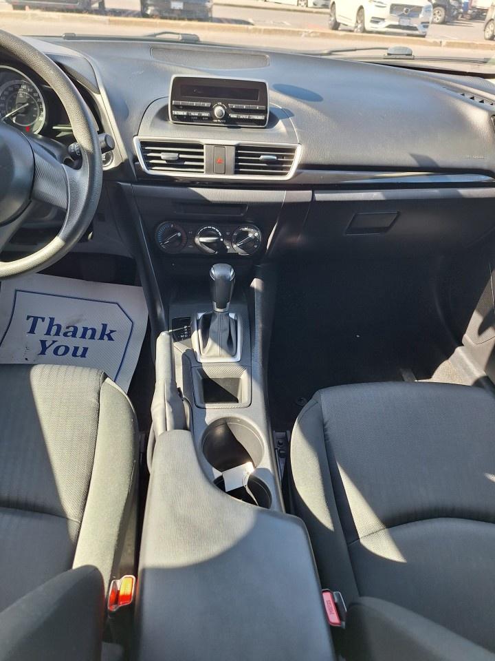 2015 Mazda MAZDA3 4dr HB Sport Auto GX Photo