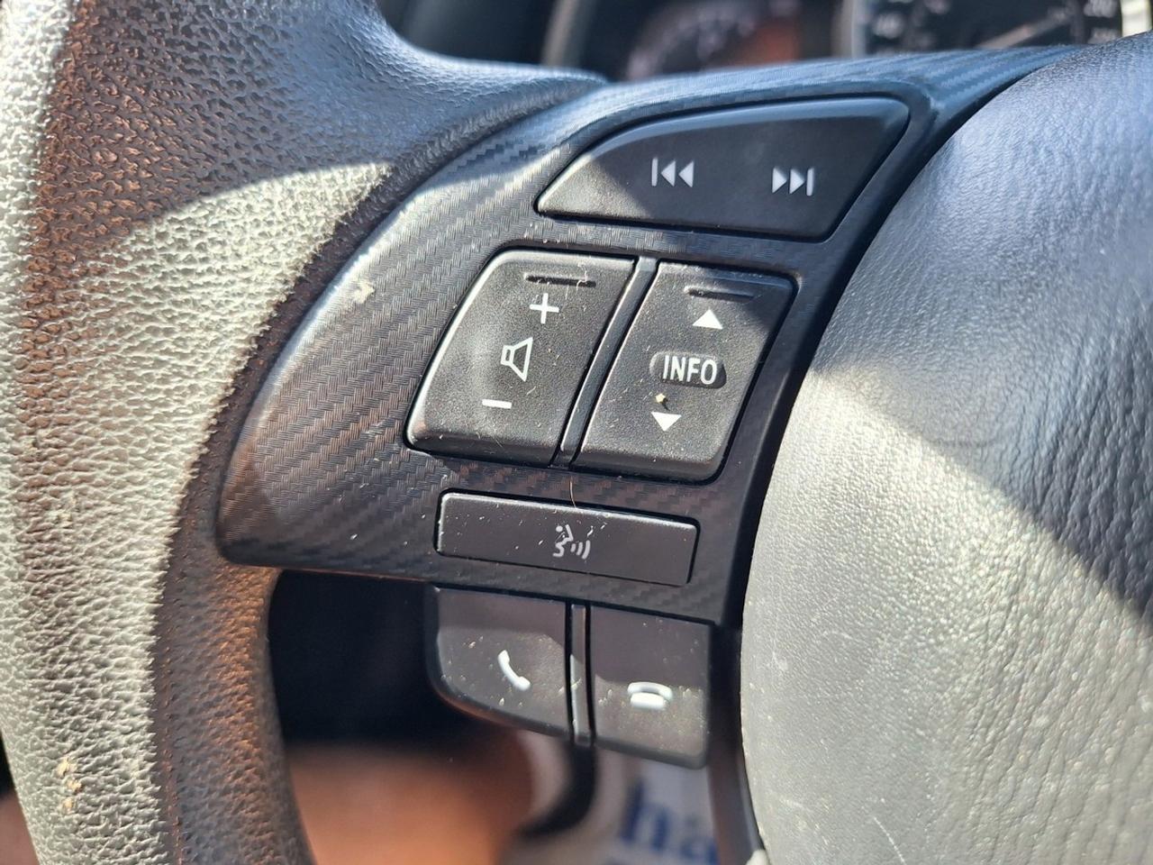 2015 Mazda MAZDA3 4dr HB Sport Auto GX Photo