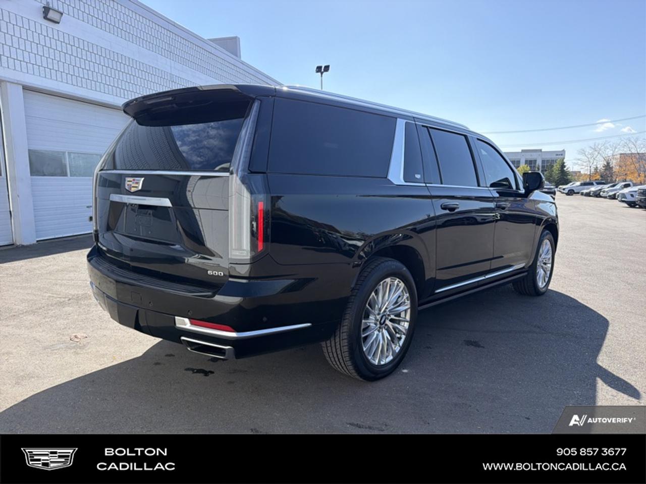 2025 Cadillac Escalade ESV Premium Luxury Photo