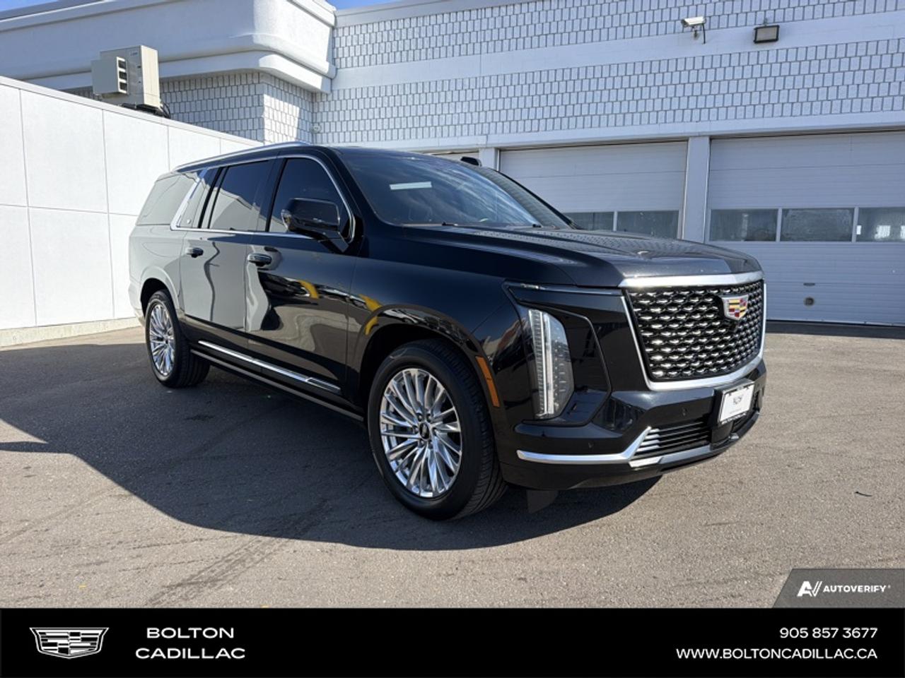 2025 Cadillac Escalade ESV Premium Luxury Photo