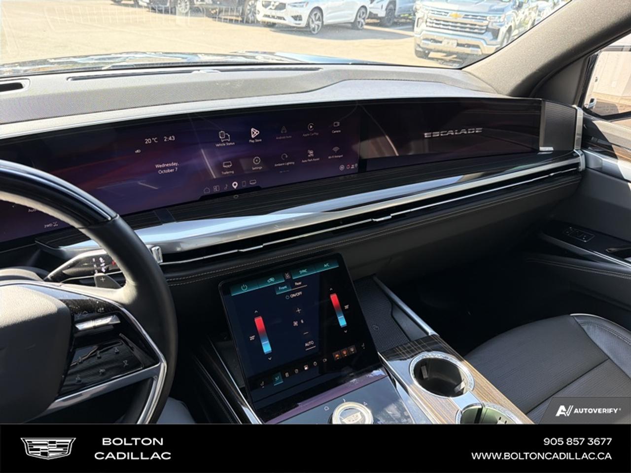 2025 Cadillac Escalade ESV Premium Luxury Photo