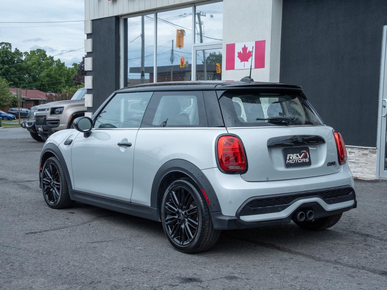 2023 MINI Hardtop S | No Accidents Photo