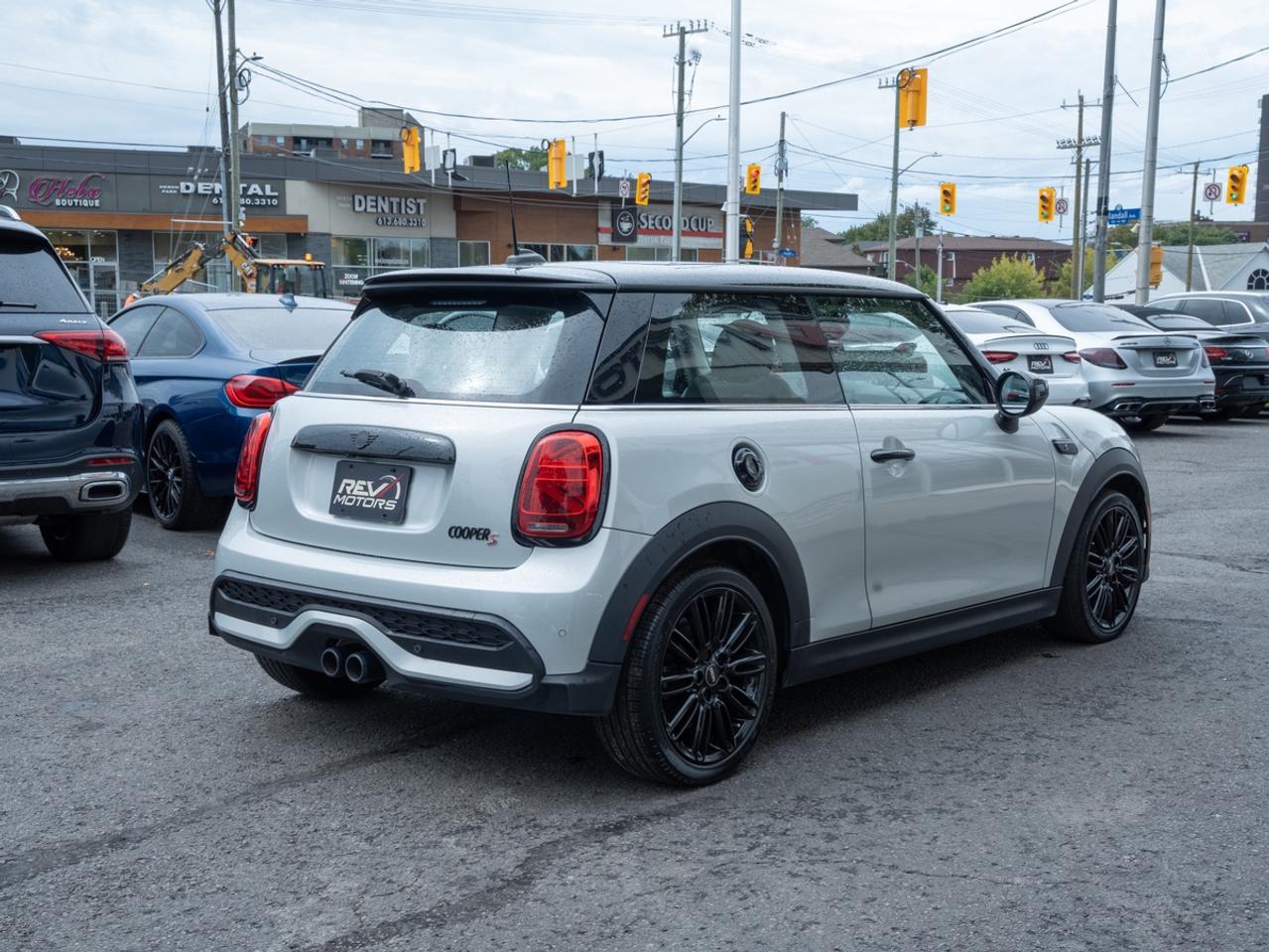 2023 MINI Hardtop S | No Accidents Photo