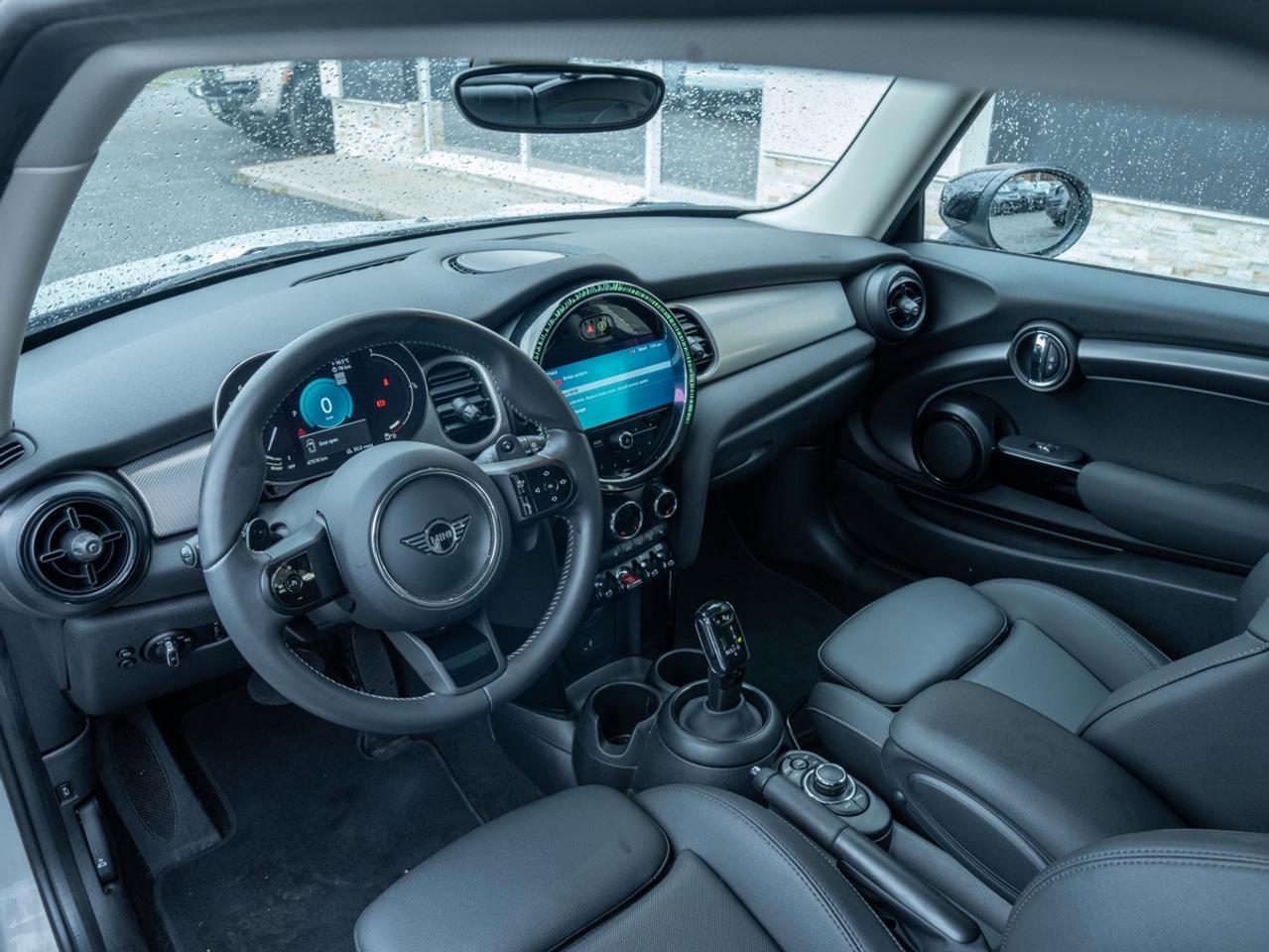 2023 MINI Hardtop S | No Accidents Photo