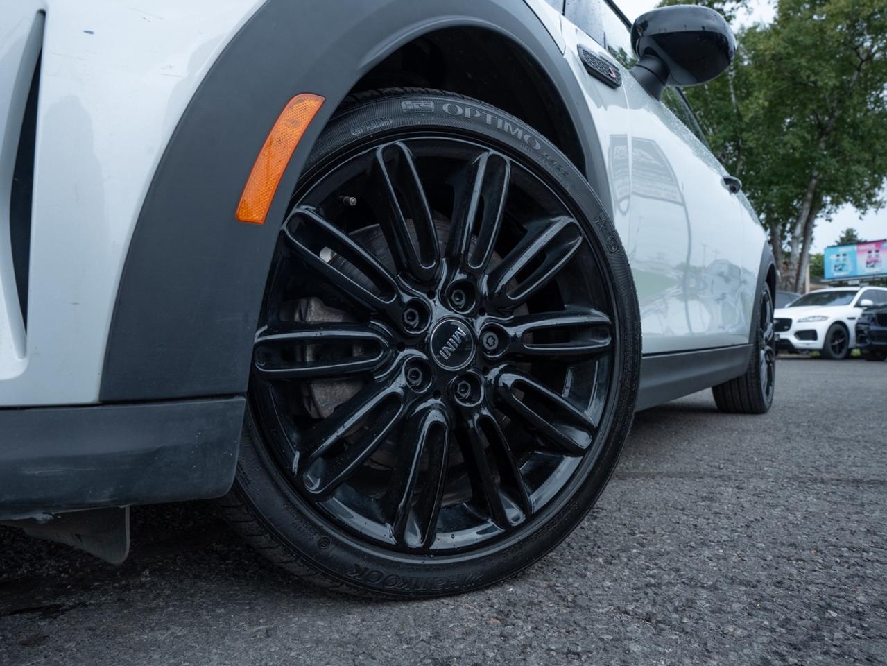 2023 MINI Hardtop S | No Accidents Photo