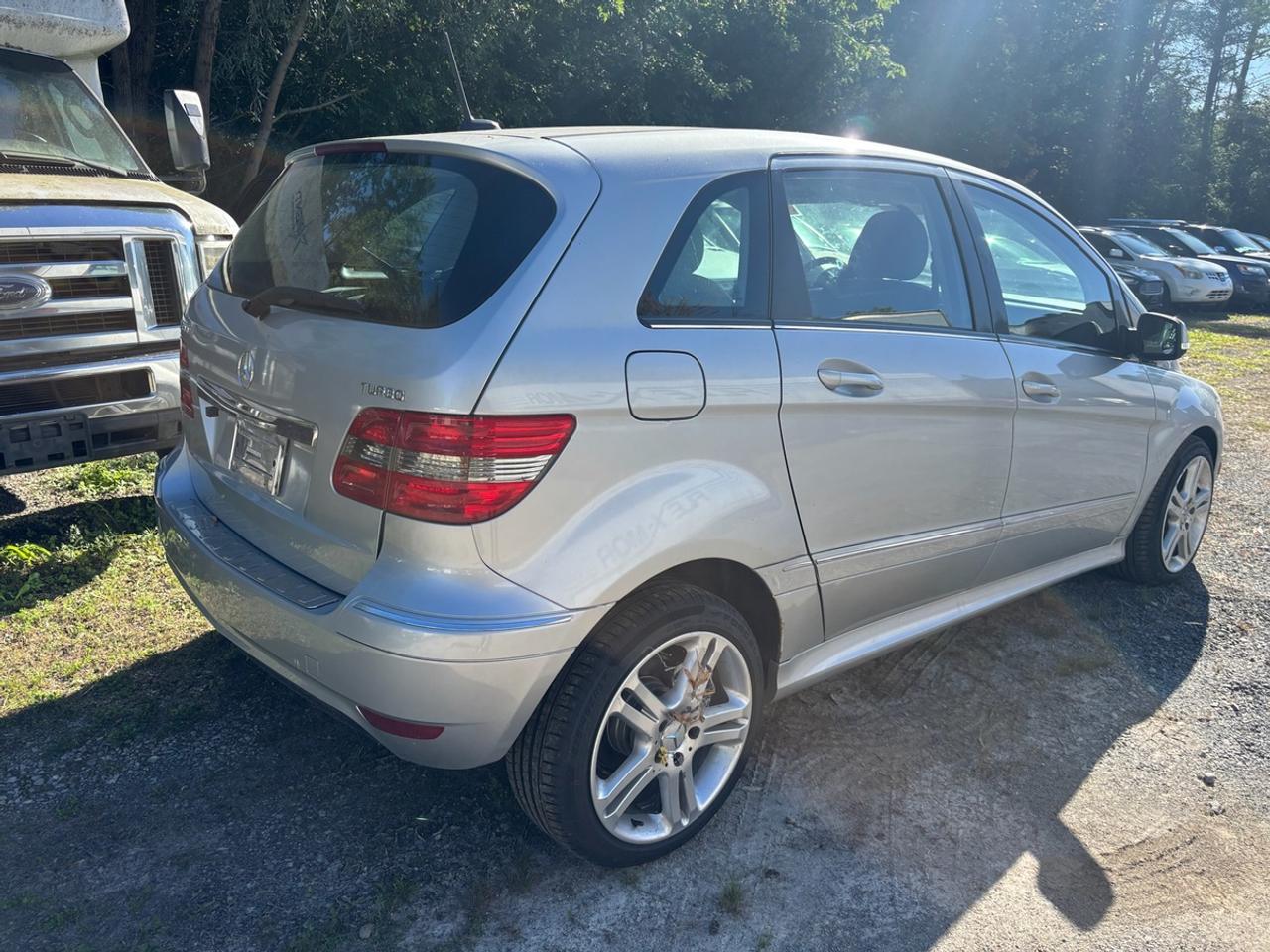 2009 Mercedes-Benz B-Class B200 Photo