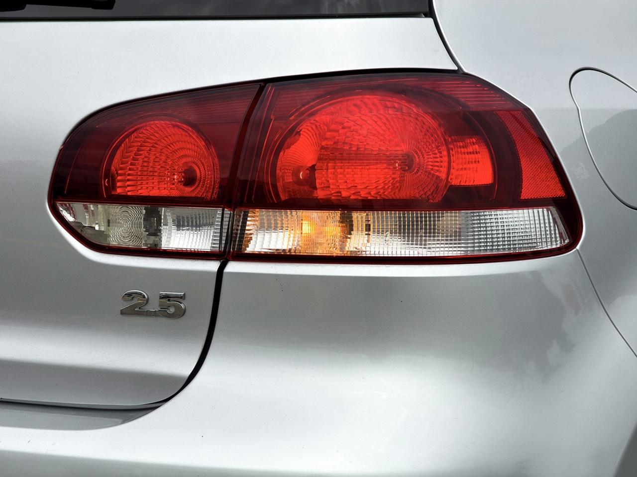 2013 Volkswagen Golf 2.5L WOLFSBURG EDITION MANUAL Photo