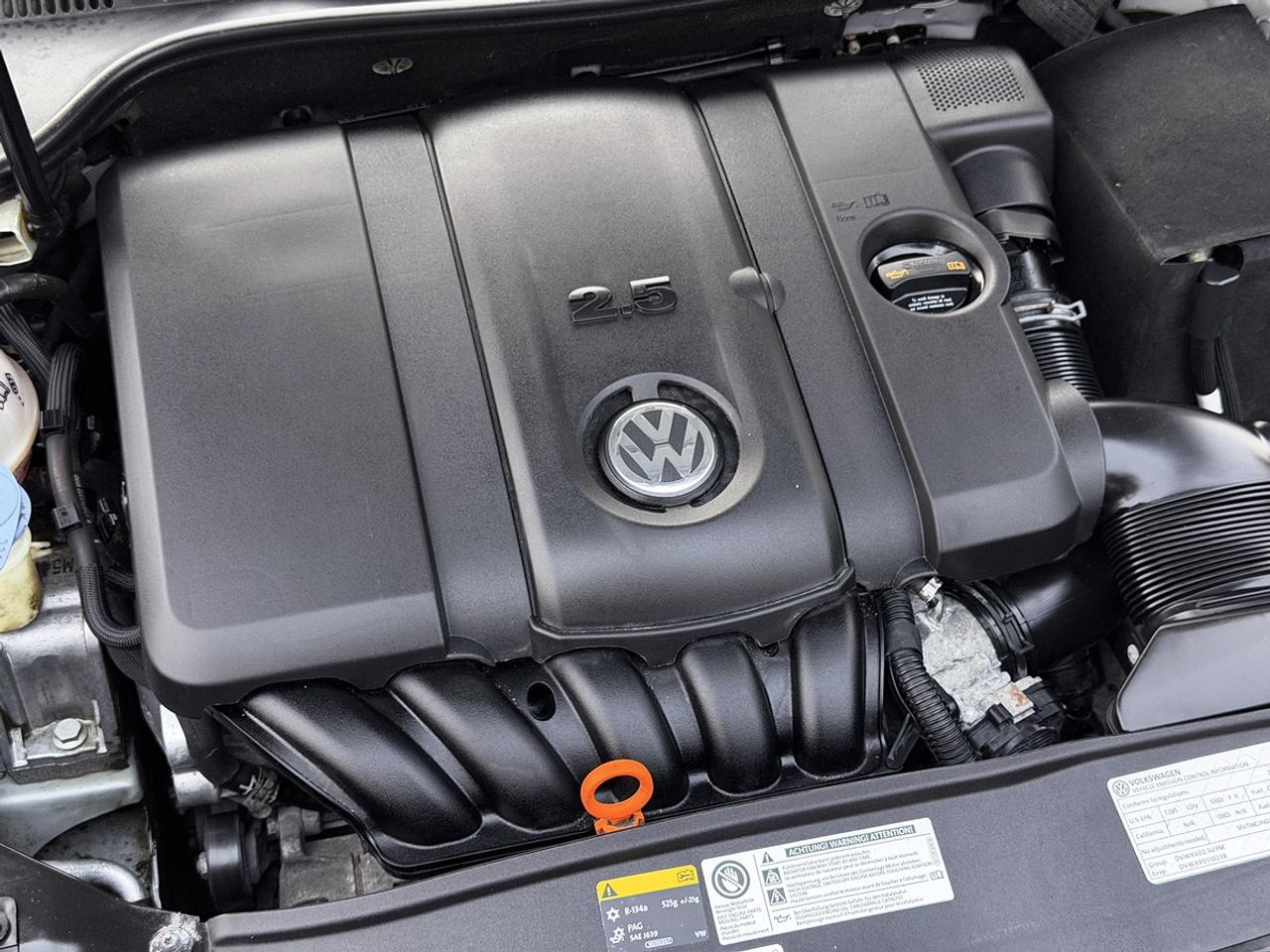2013 Volkswagen Golf 2.5L WOLFSBURG EDITION MANUAL Photo