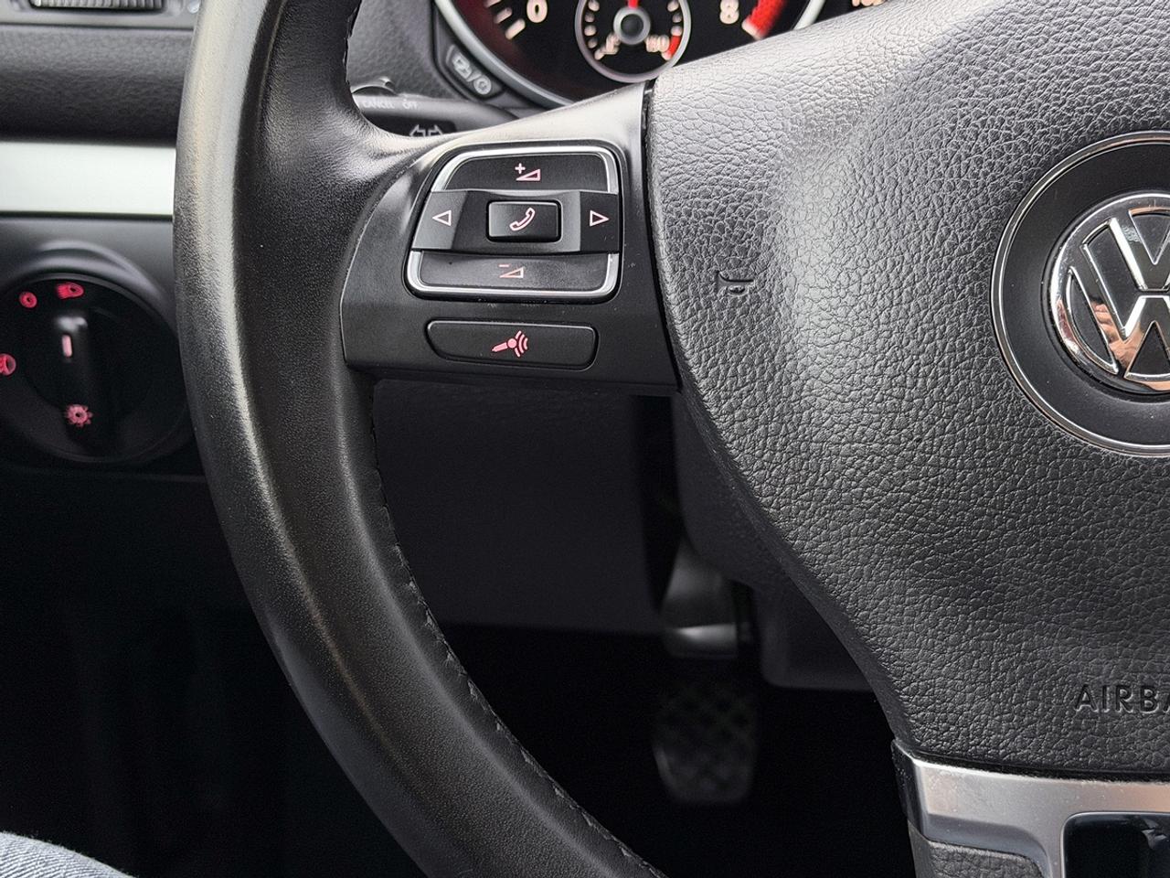 2013 Volkswagen Golf 2.5L WOLFSBURG EDITION MANUAL Photo