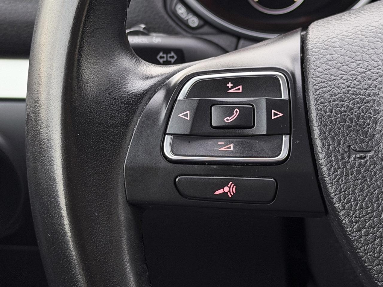 2013 Volkswagen Golf 2.5L WOLFSBURG EDITION MANUAL Photo