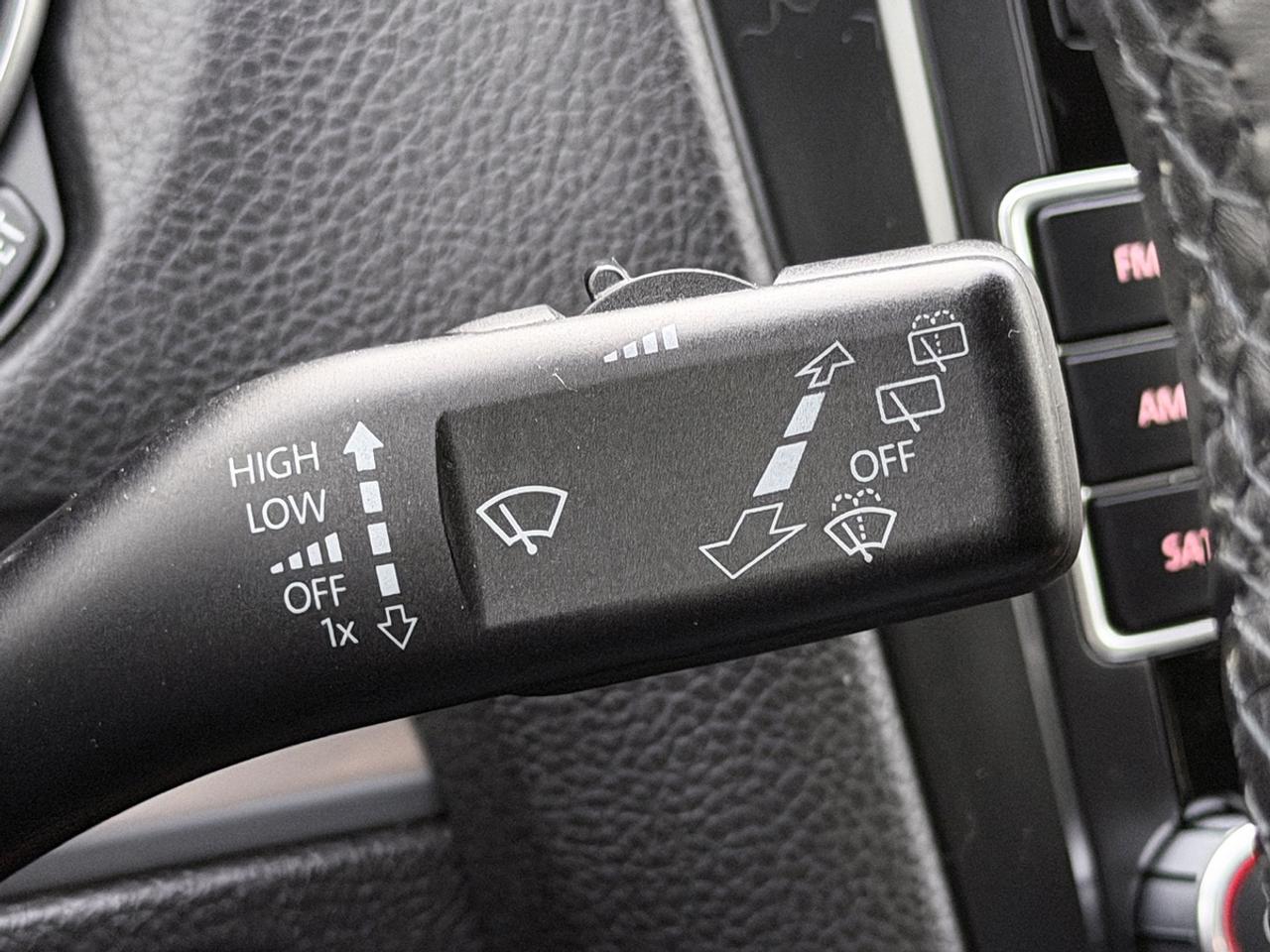 2013 Volkswagen Golf 2.5L WOLFSBURG EDITION MANUAL Photo