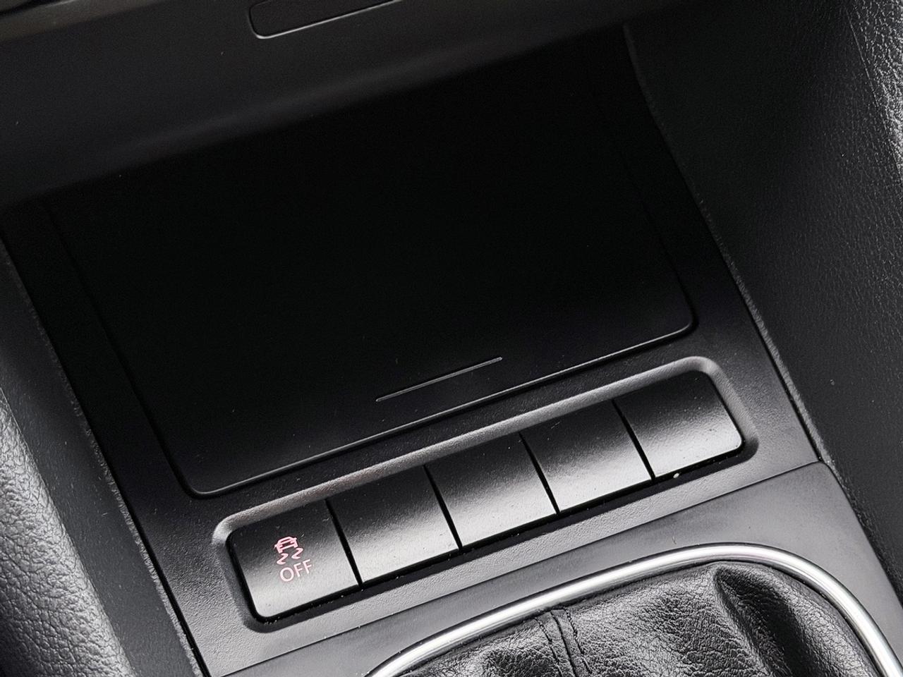2013 Volkswagen Golf 2.5L WOLFSBURG EDITION MANUAL Photo