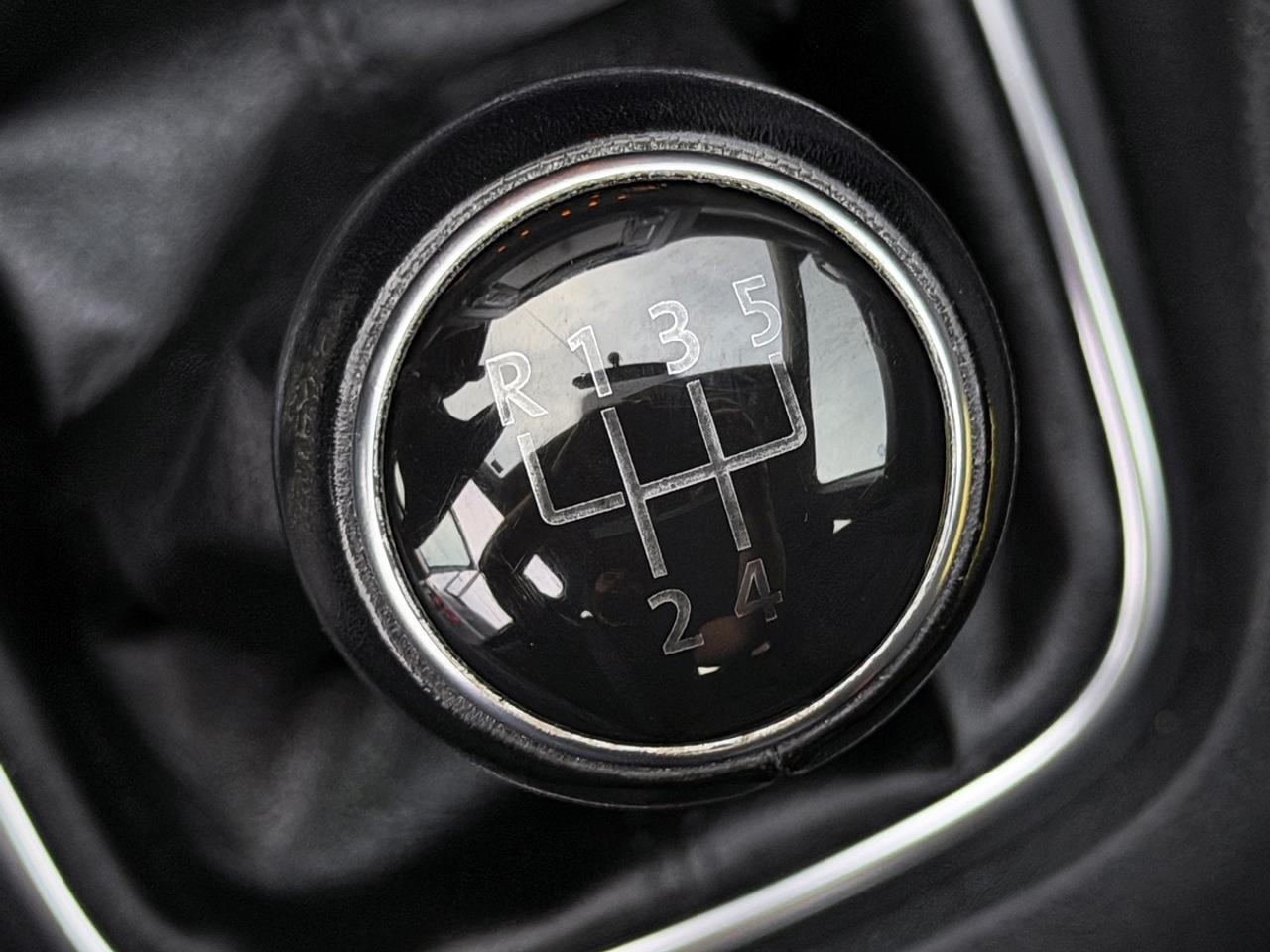 2013 Volkswagen Golf 2.5L WOLFSBURG EDITION MANUAL Photo