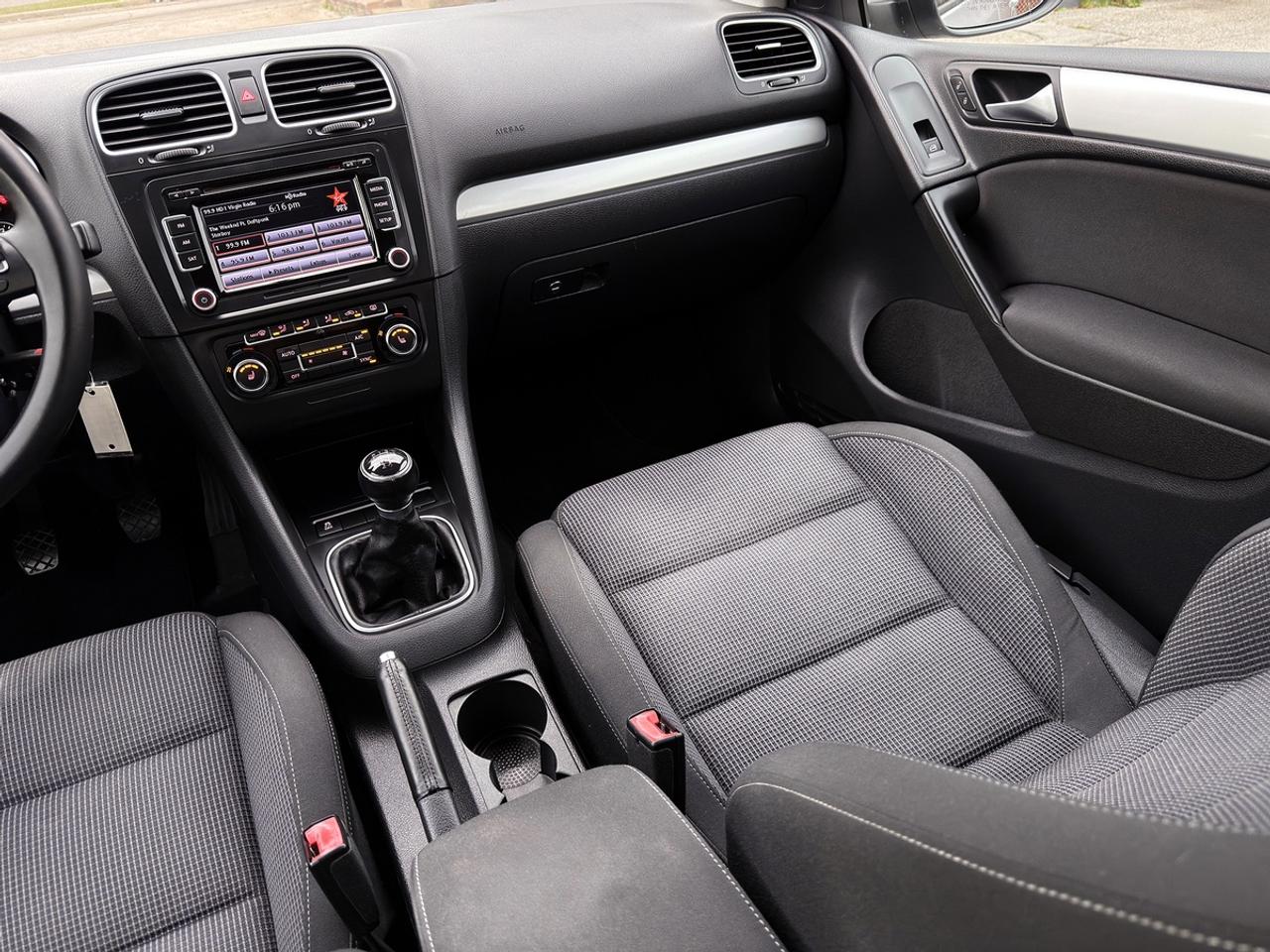 2013 Volkswagen Golf 2.5L WOLFSBURG EDITION MANUAL Photo