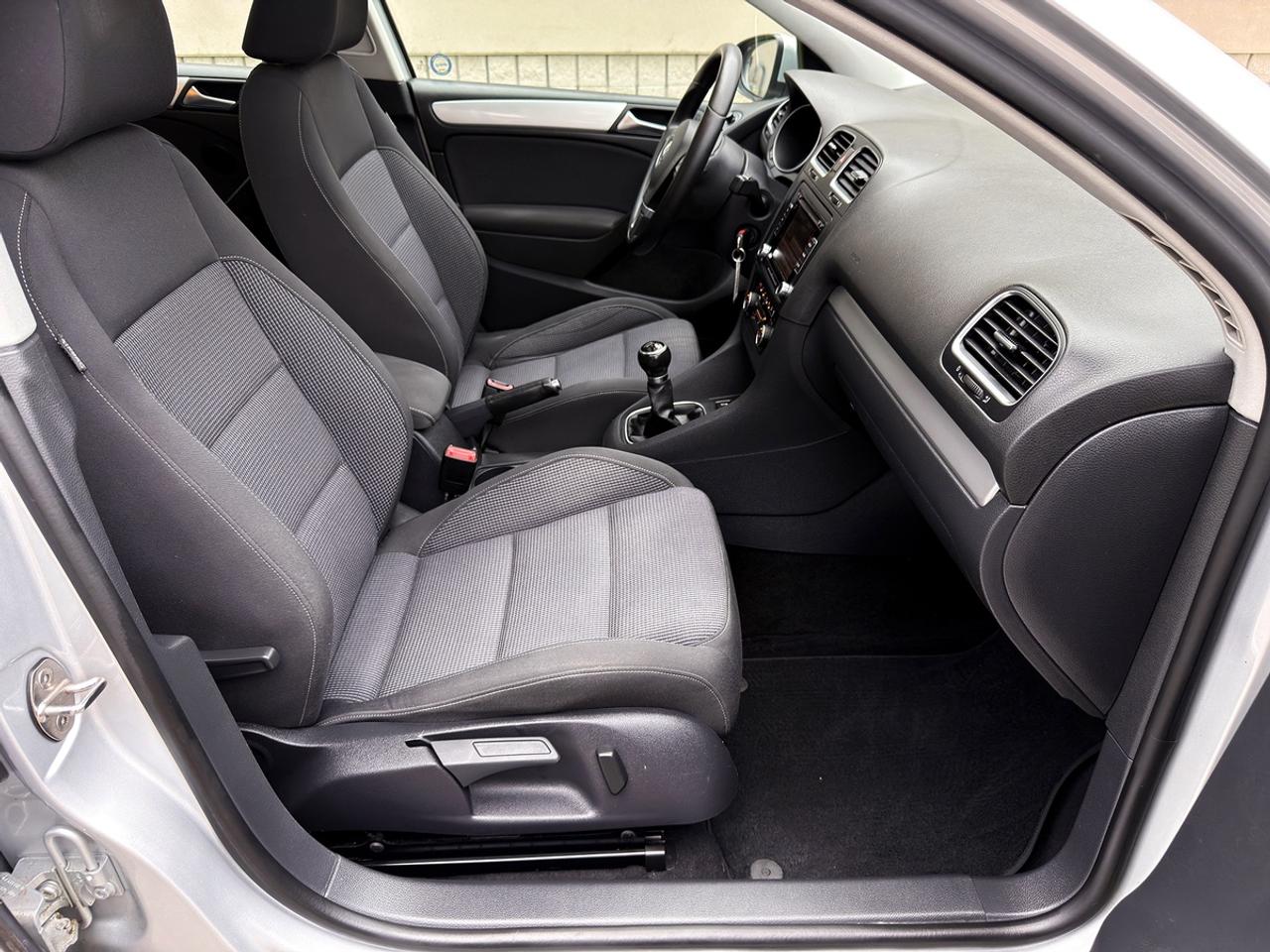 2013 Volkswagen Golf 2.5L WOLFSBURG EDITION MANUAL Photo