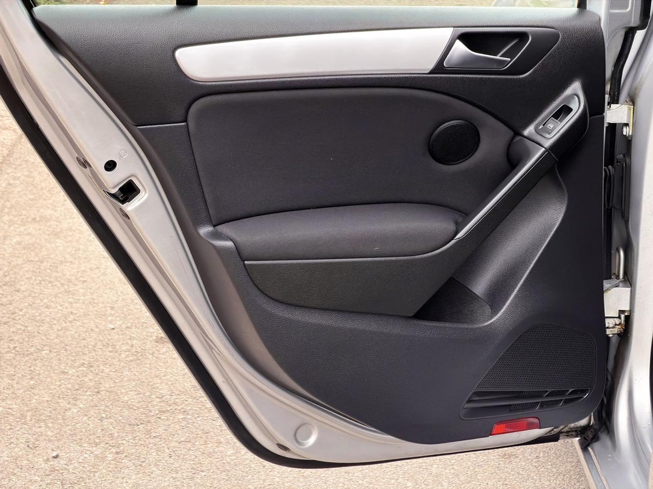 2013 Volkswagen Golf 2.5L WOLFSBURG EDITION MANUAL Photo