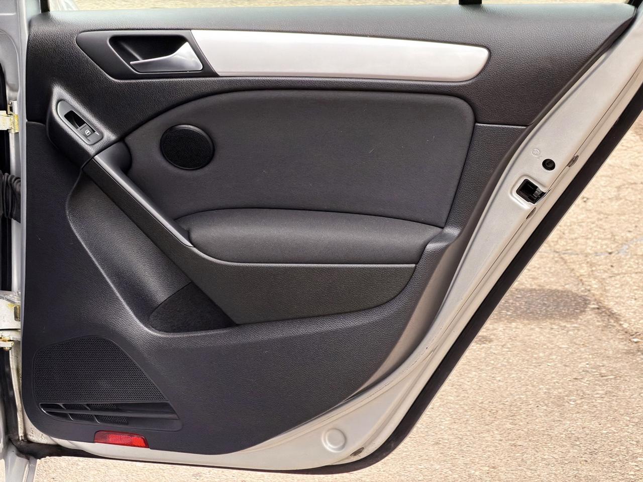 2013 Volkswagen Golf 2.5L WOLFSBURG EDITION MANUAL Photo