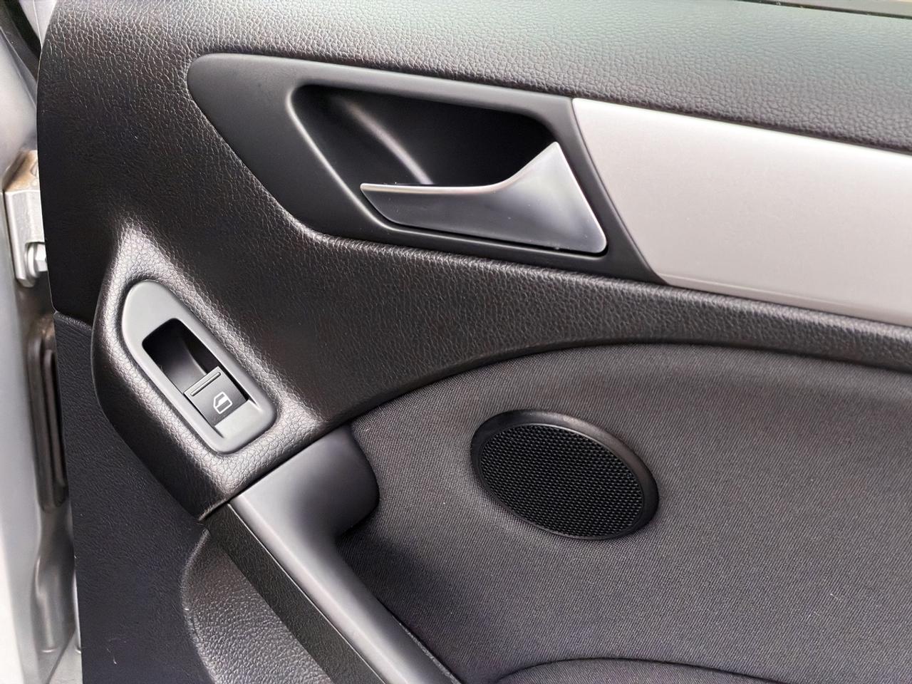 2013 Volkswagen Golf 2.5L WOLFSBURG EDITION MANUAL Photo