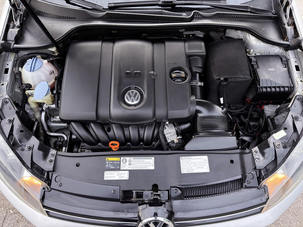 2013 Volkswagen Golf 2.5L WOLFSBURG EDITION MANUAL Photo