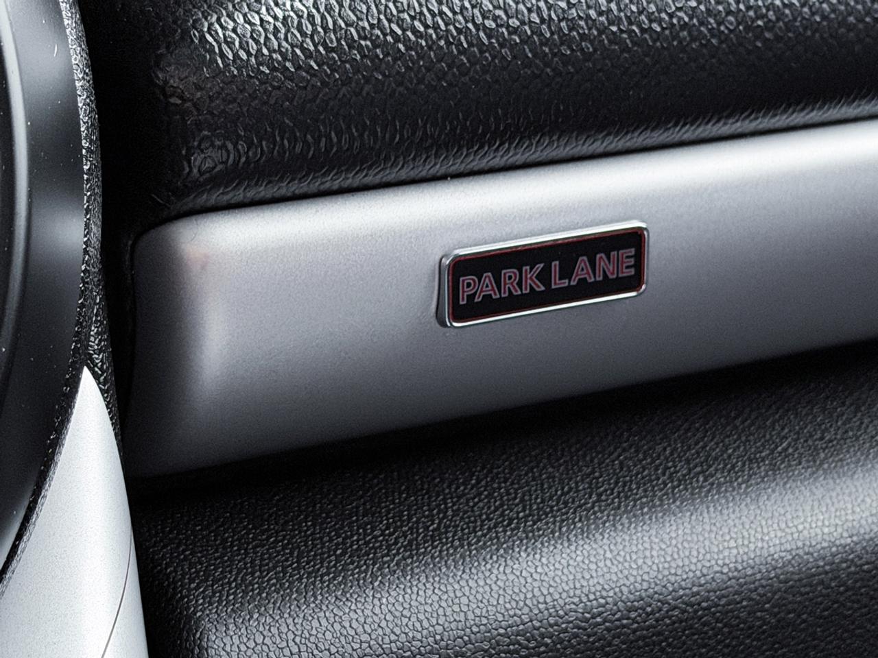 2016 MINI Countryman S ALL4 PARK LANE Edition Photo