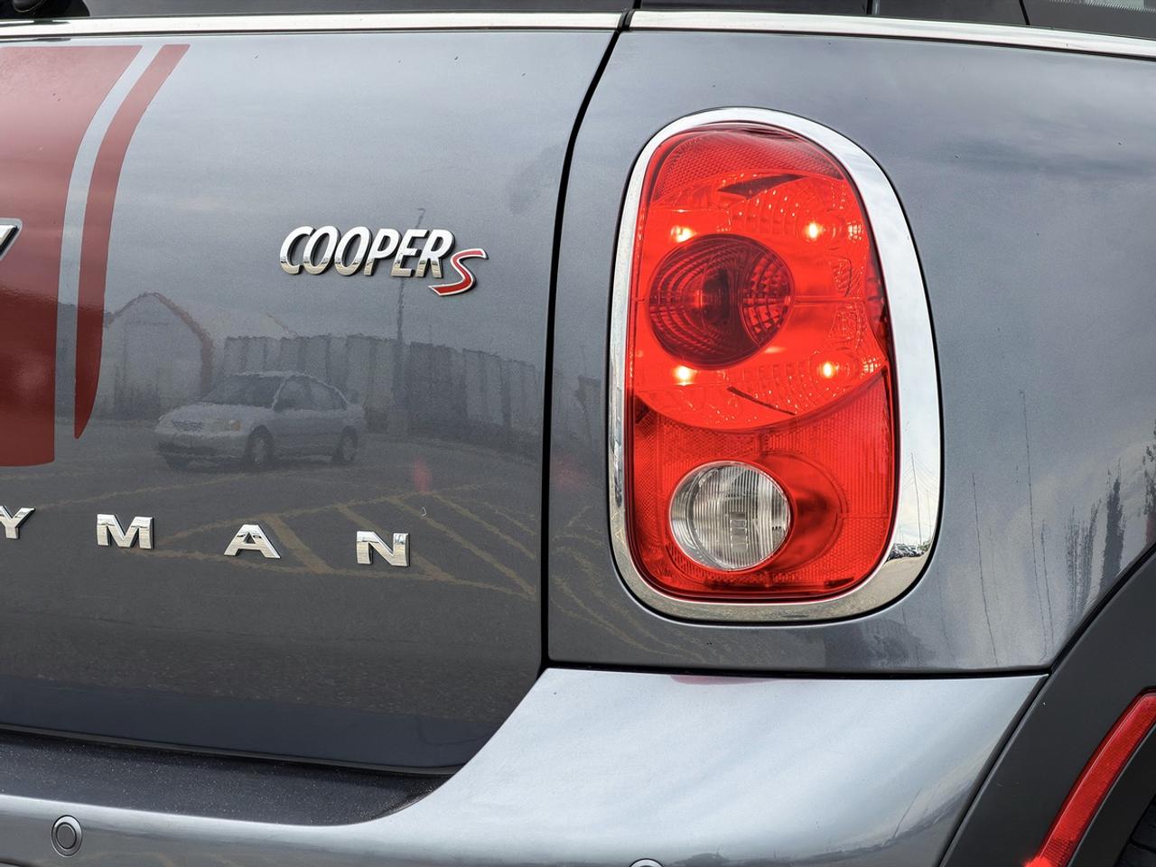 2016 MINI Countryman S ALL4 PARK LANE Edition Photo