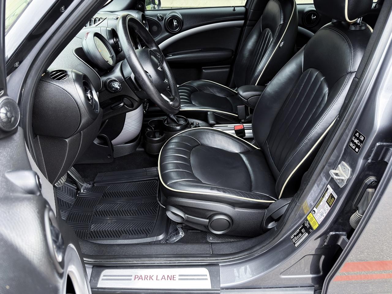 2016 MINI Countryman S ALL4 PARK LANE Edition Photo