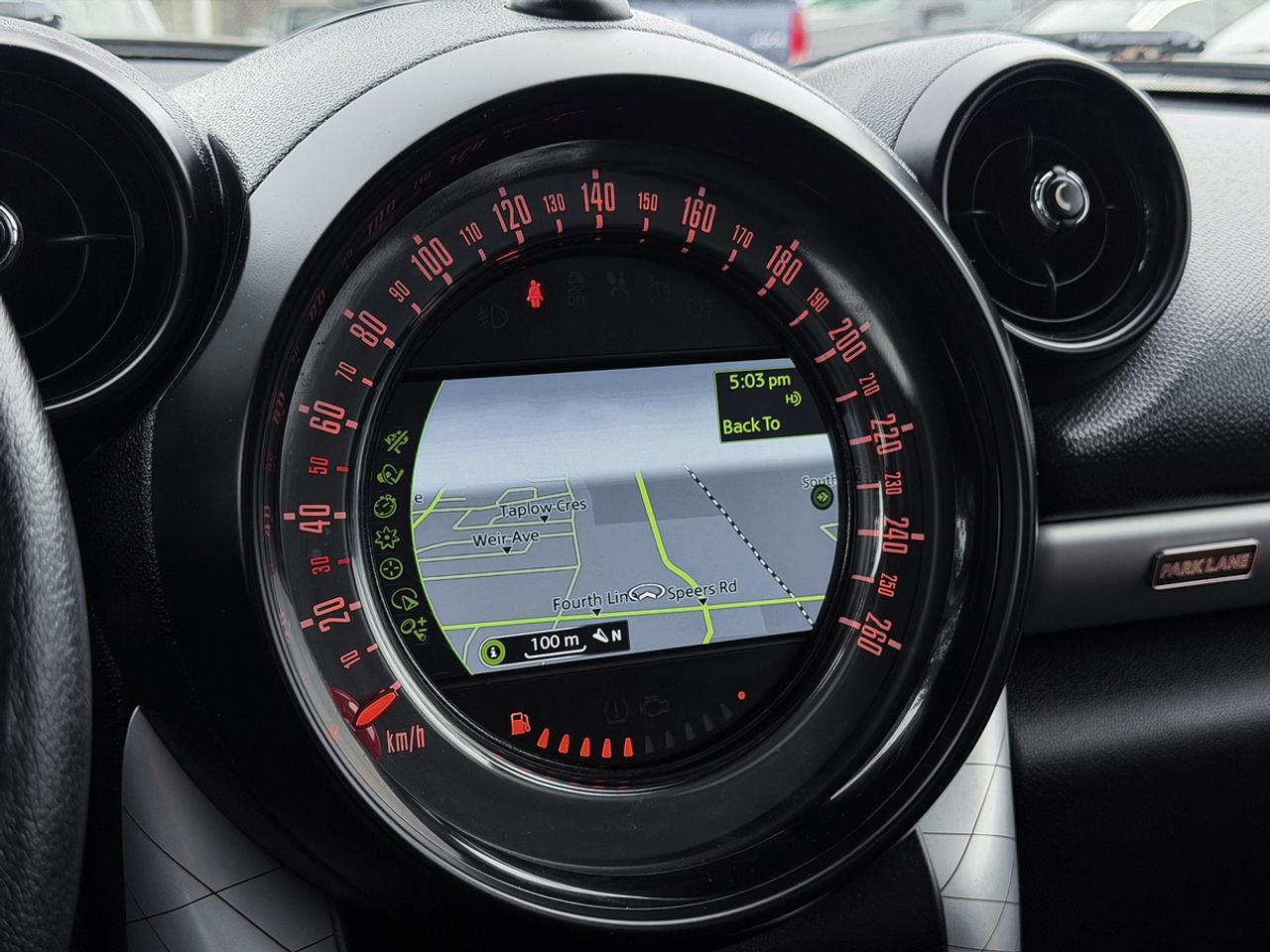 2016 MINI Countryman S ALL4 PARK LANE Edition Photo