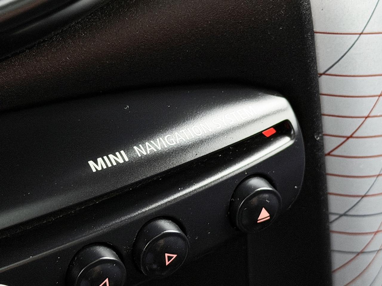 2016 MINI Countryman S ALL4 PARK LANE Edition Photo