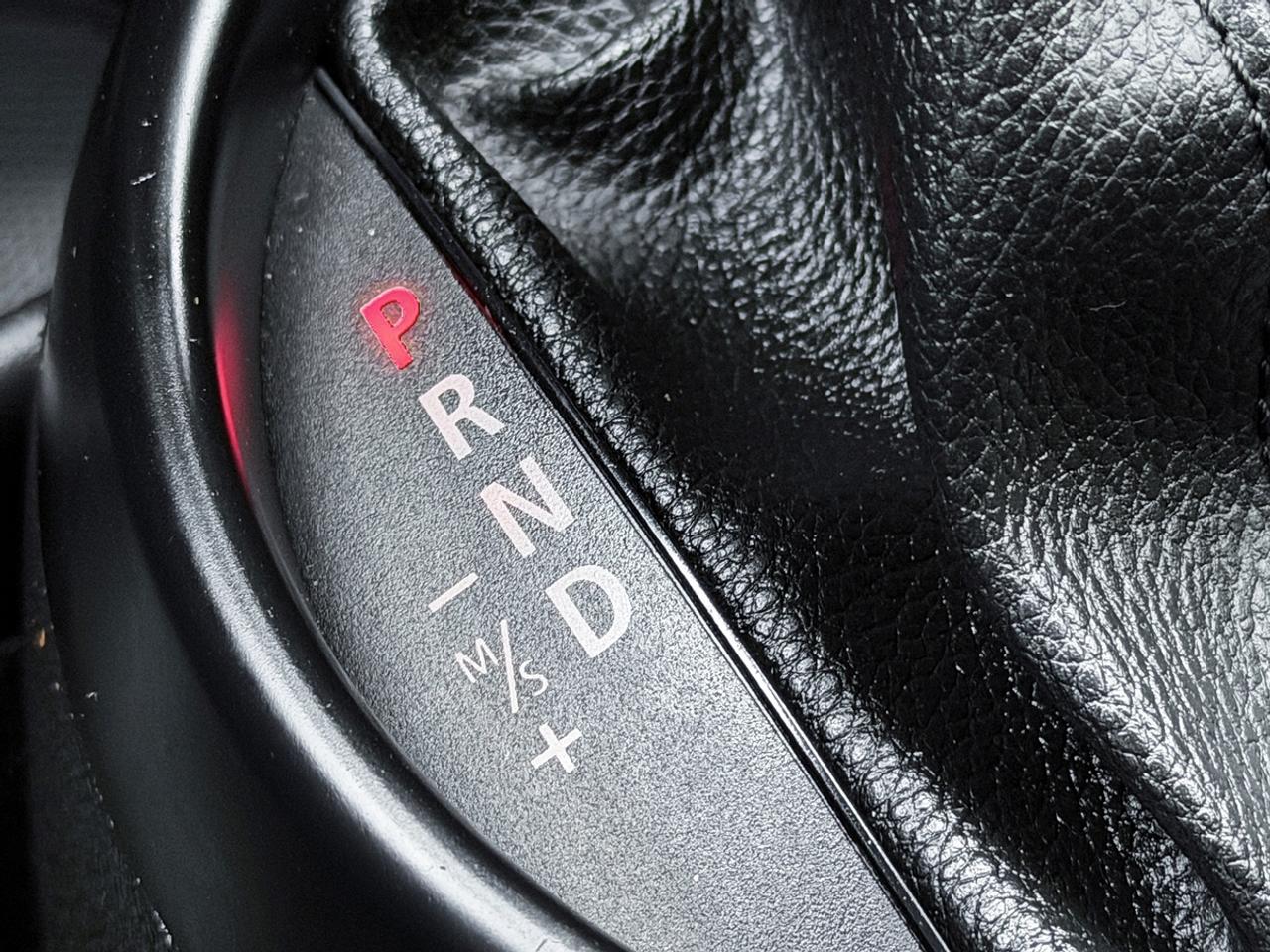 2016 MINI Countryman S ALL4 PARK LANE Edition Photo