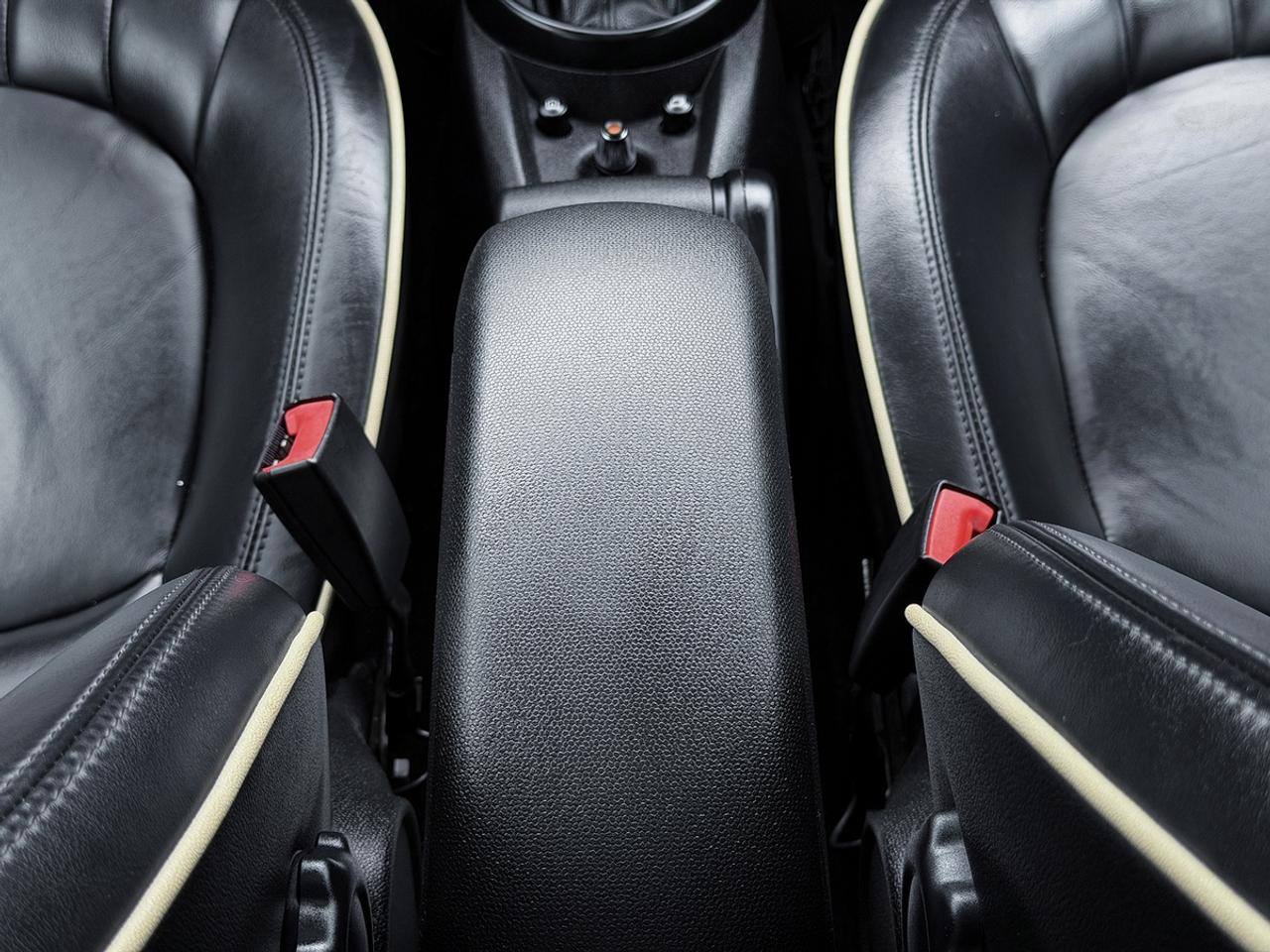 2016 MINI Countryman S ALL4 PARK LANE Edition Photo
