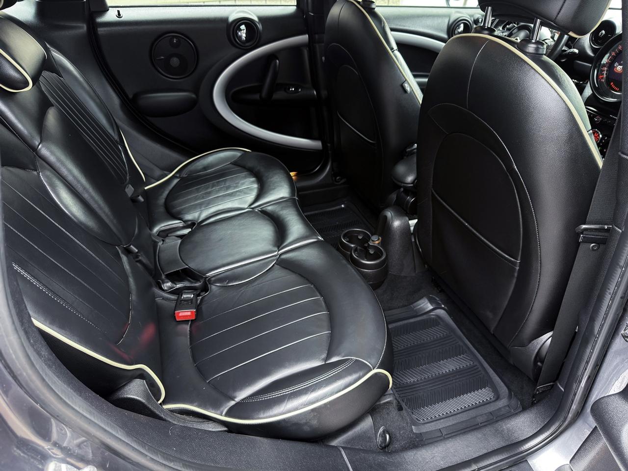 2016 MINI Countryman S ALL4 PARK LANE Edition Photo