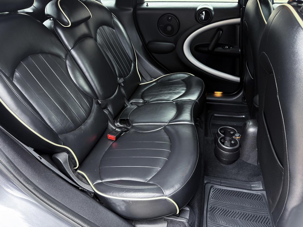 2016 MINI Countryman S ALL4 PARK LANE Edition Photo