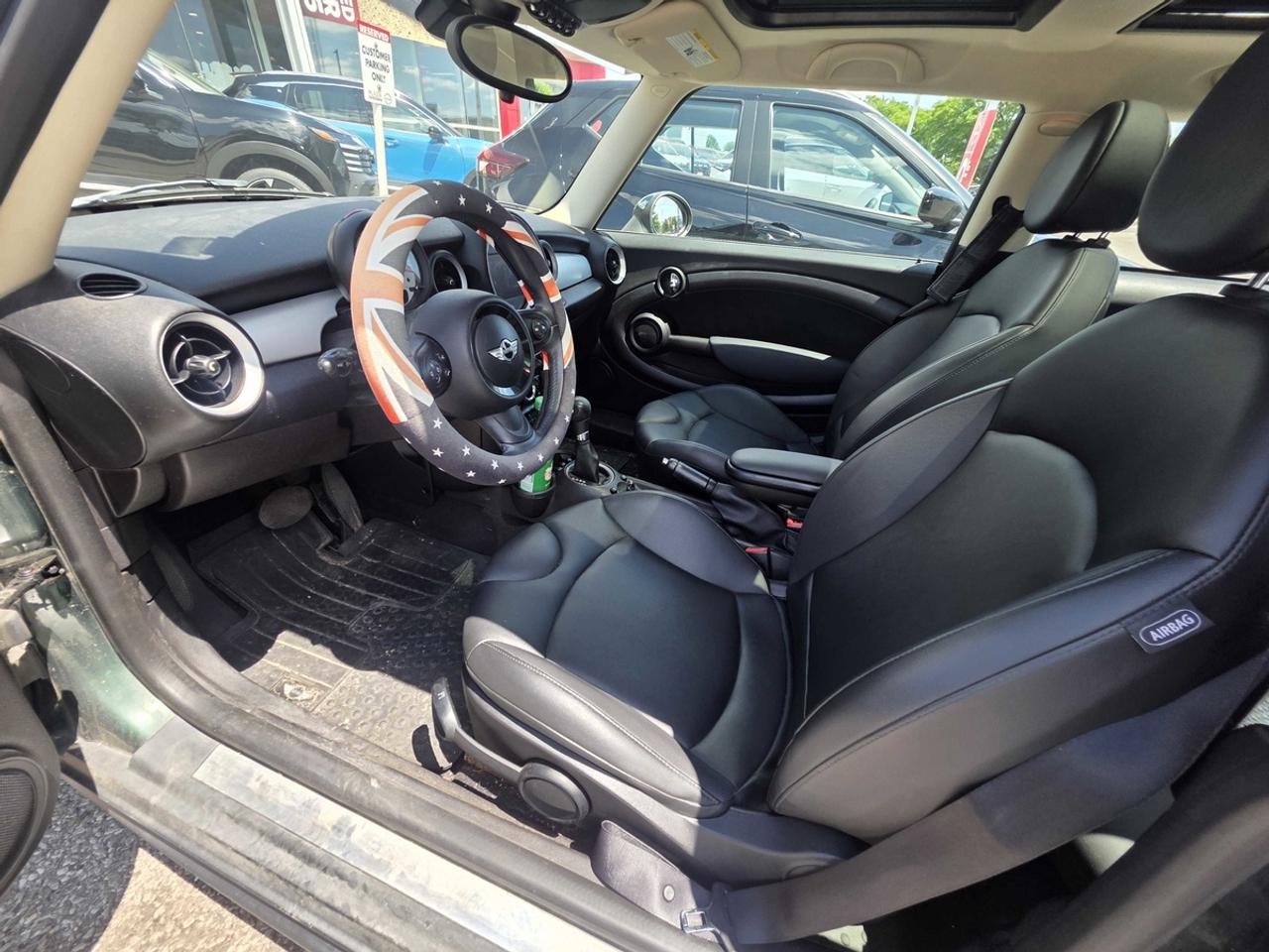 2013 MINI Hardtop ACCIDENT FREE | CERTIFIED Photo