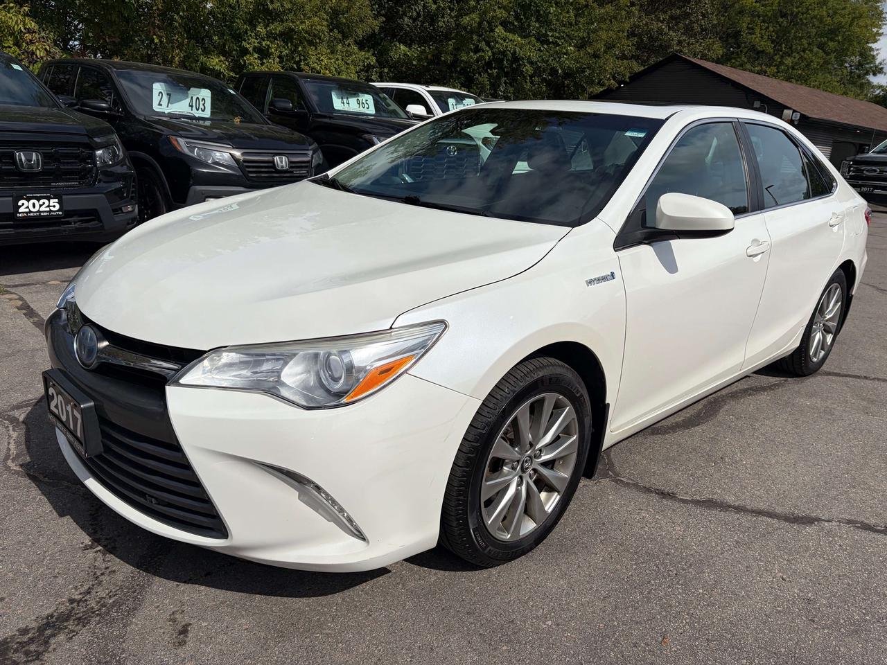 2017 Toyota Camry XLE Leather Navigation Moonroof One Owner Photo
