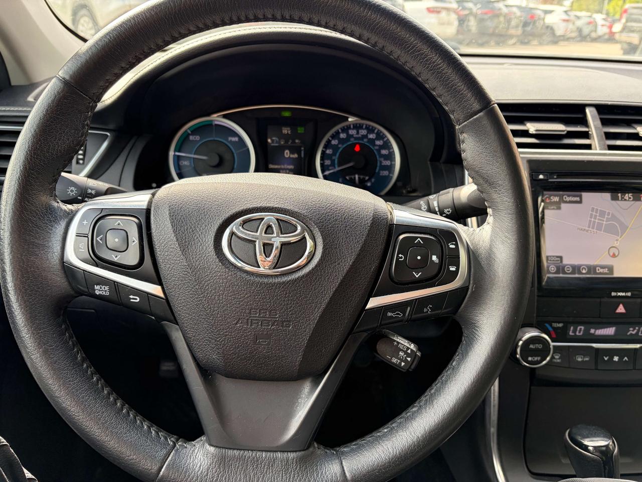 2017 Toyota Camry XLE Leather Navigation Moonroof One Owner Photo