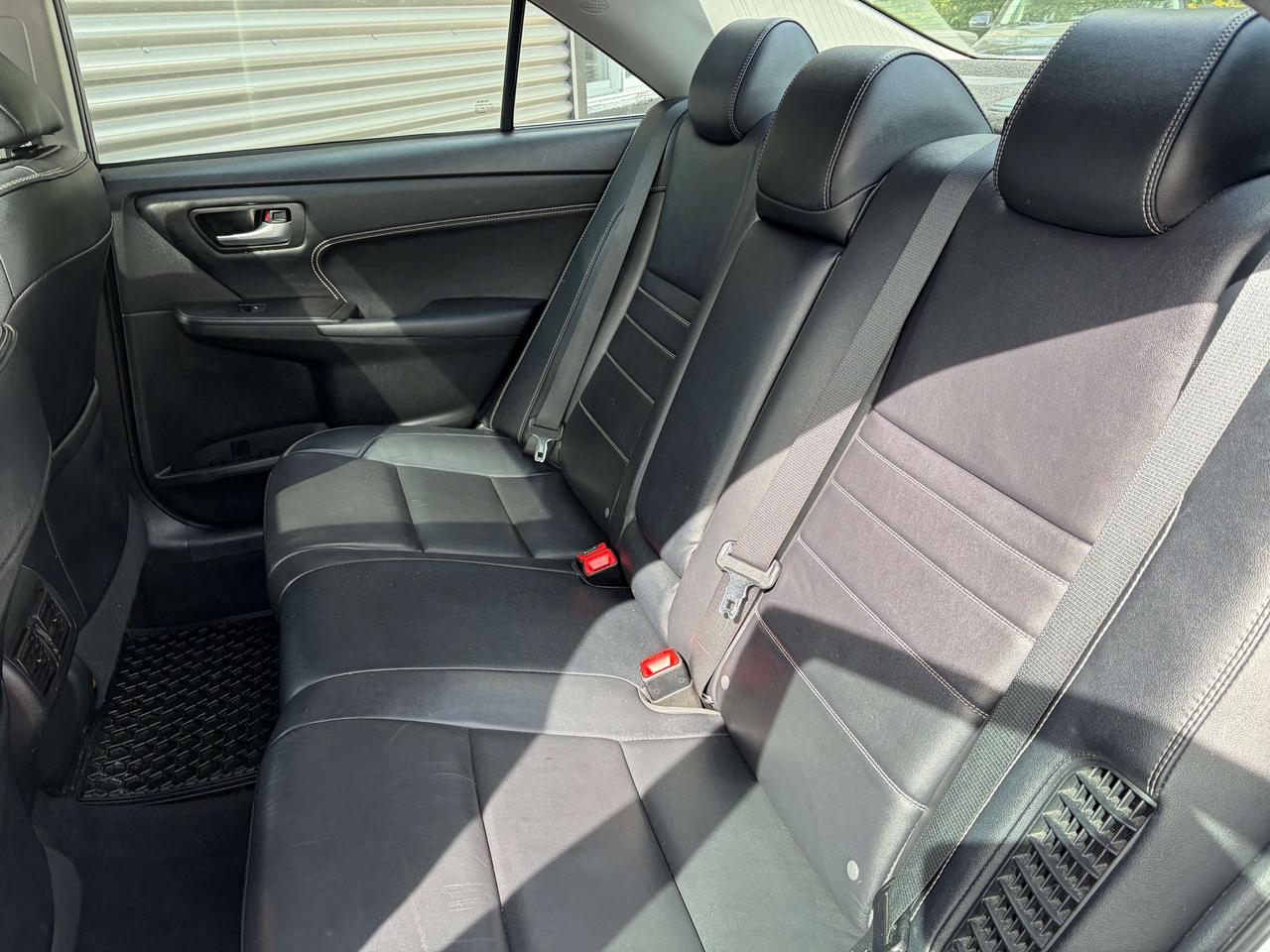 2017 Toyota Camry XLE Leather Navigation Moonroof One Owner Photo