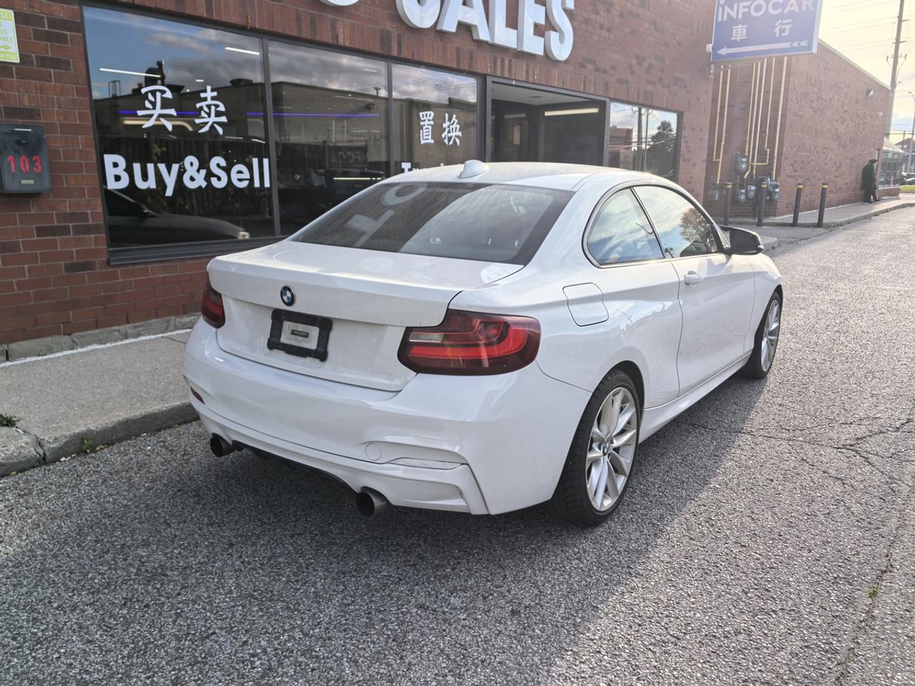2017 BMW 2 Series 230I XDRIVE Photo3