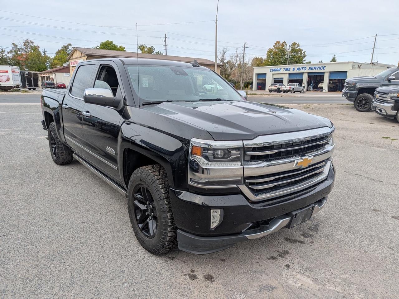 2017 Chevrolet Silverado 1500 High Country Photo