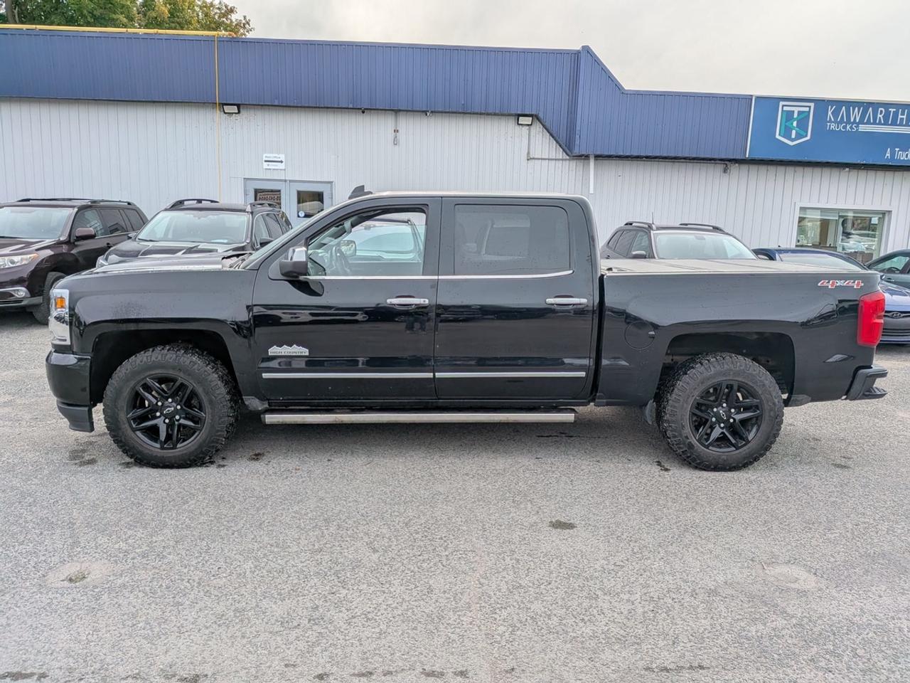2017 Chevrolet Silverado 1500 High Country Photo