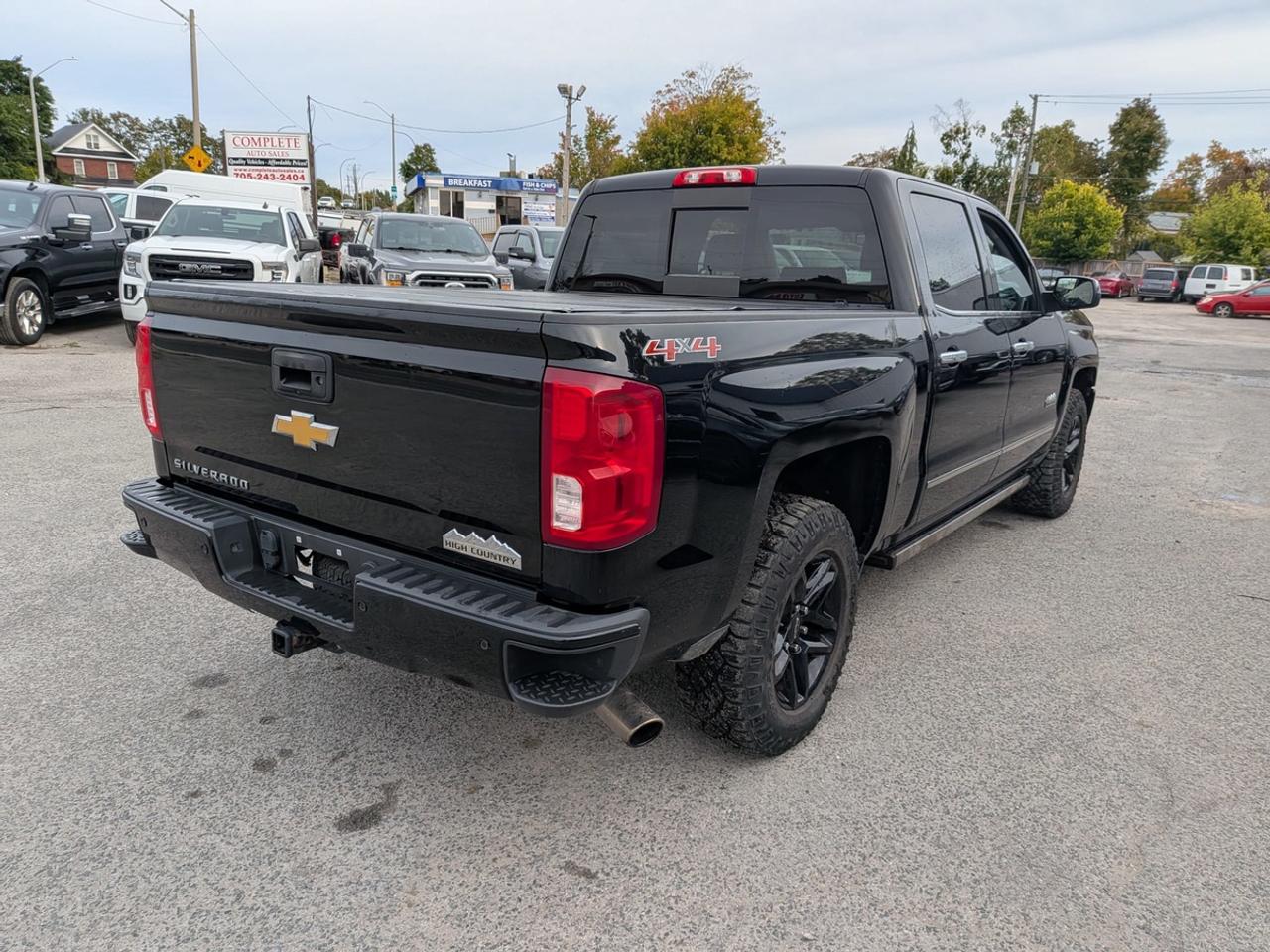 2017 Chevrolet Silverado 1500 High Country Photo