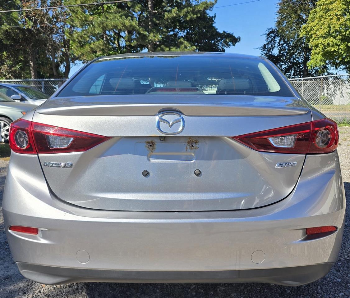 2015 Mazda MAZDA3 GS Photo