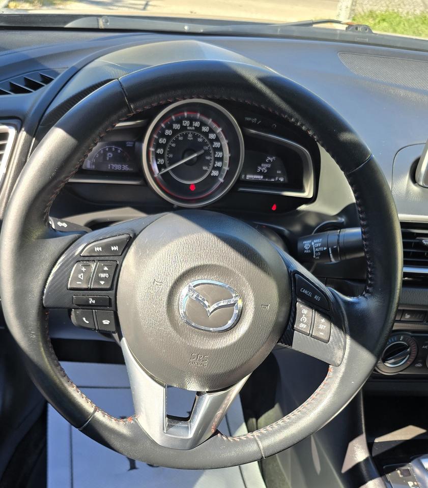 2015 Mazda MAZDA3 GS Photo