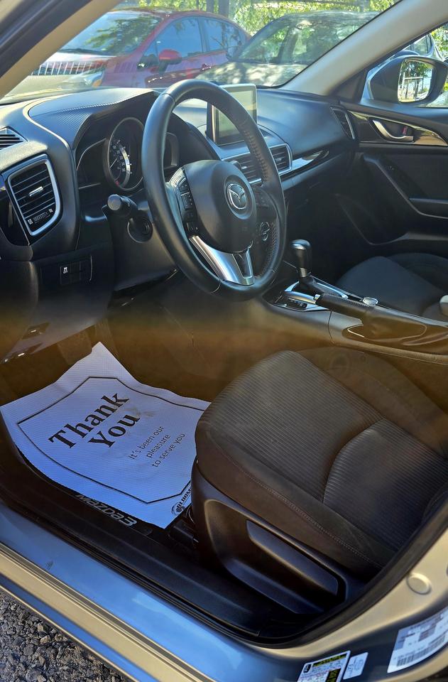 2015 Mazda MAZDA3 GS Photo