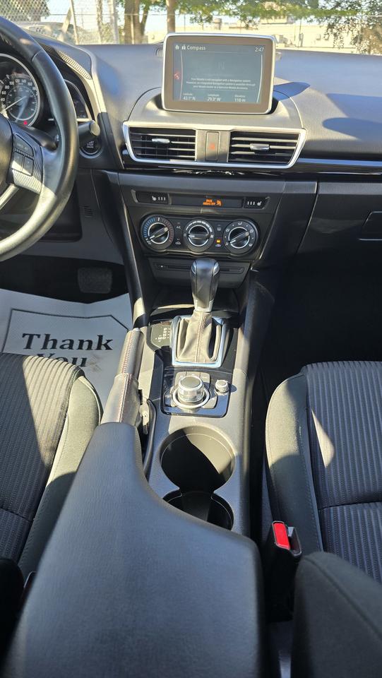 2015 Mazda MAZDA3 GS Photo