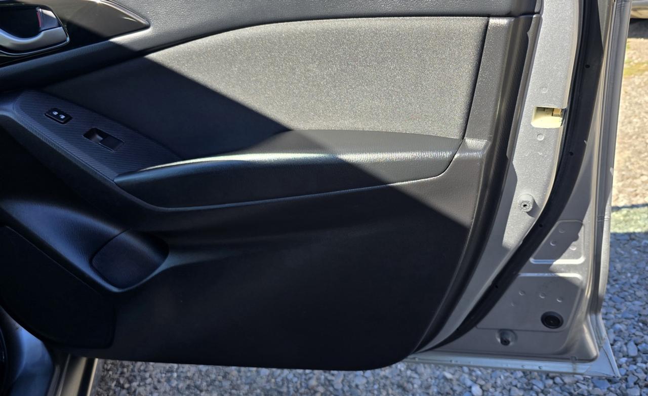 2015 Mazda MAZDA3 GS Photo