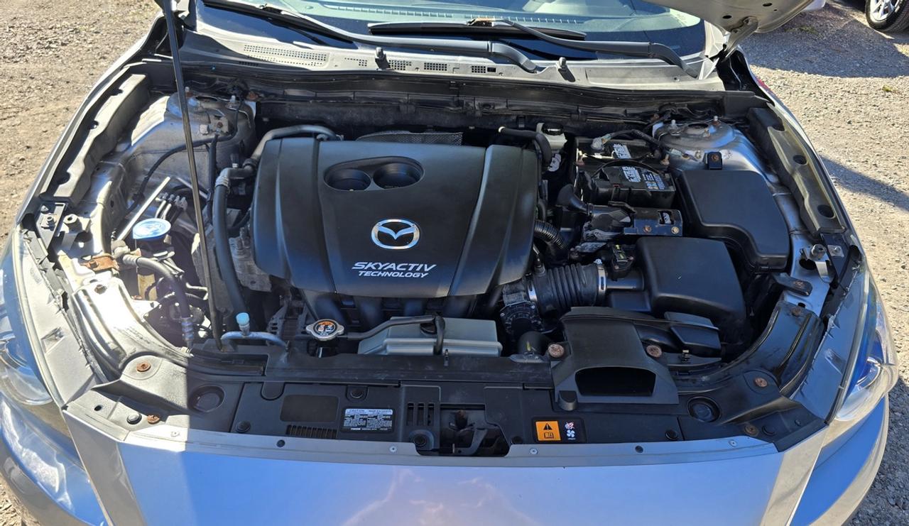 2015 Mazda MAZDA3 GS Photo